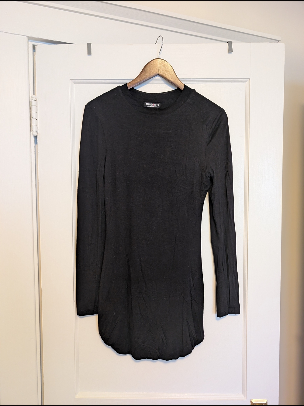 Fashion Nova Medium Black Long Sleeve Crewneck Dress